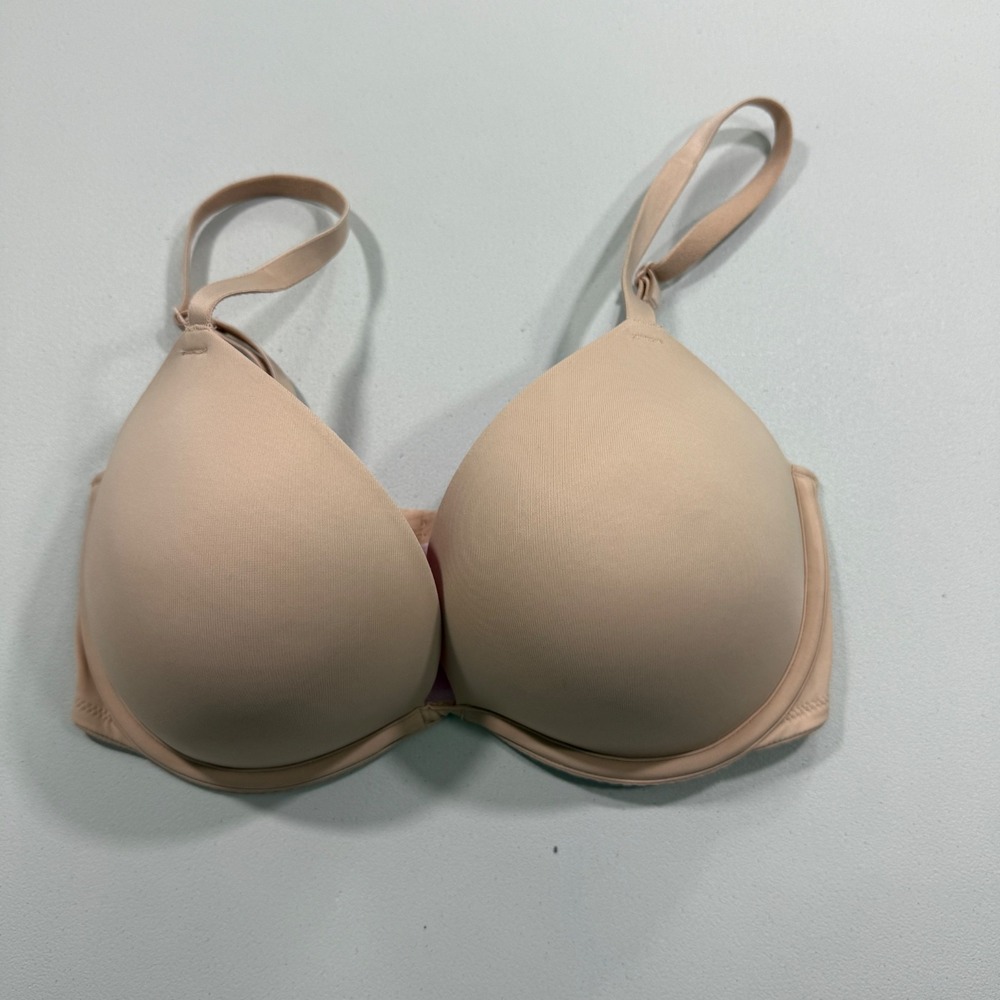 Victorias Secret PINK Bra Size 32DD Beige Wear Everywhere Super Push Up